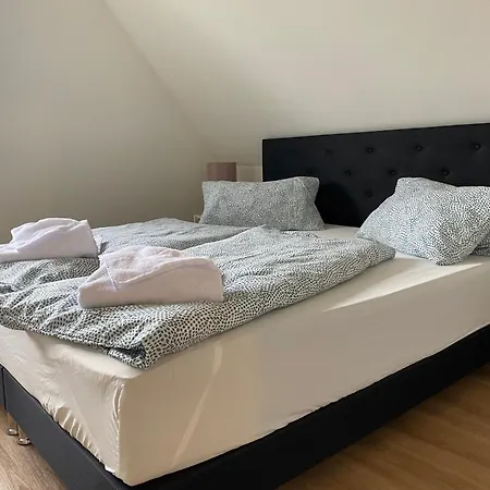 Fw Bonica Reetdachhaus 4 Personen Balkon 2 Sz * Born