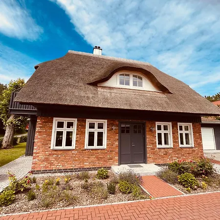 Fw Bonica Reetdachhaus 4 Personen Balkon 2 Sz Born