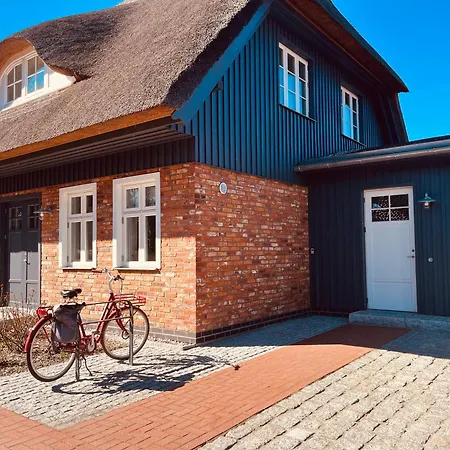 Apartament Fw Bonica Reetdachhaus 4 Personen Balkon 2 Sz *